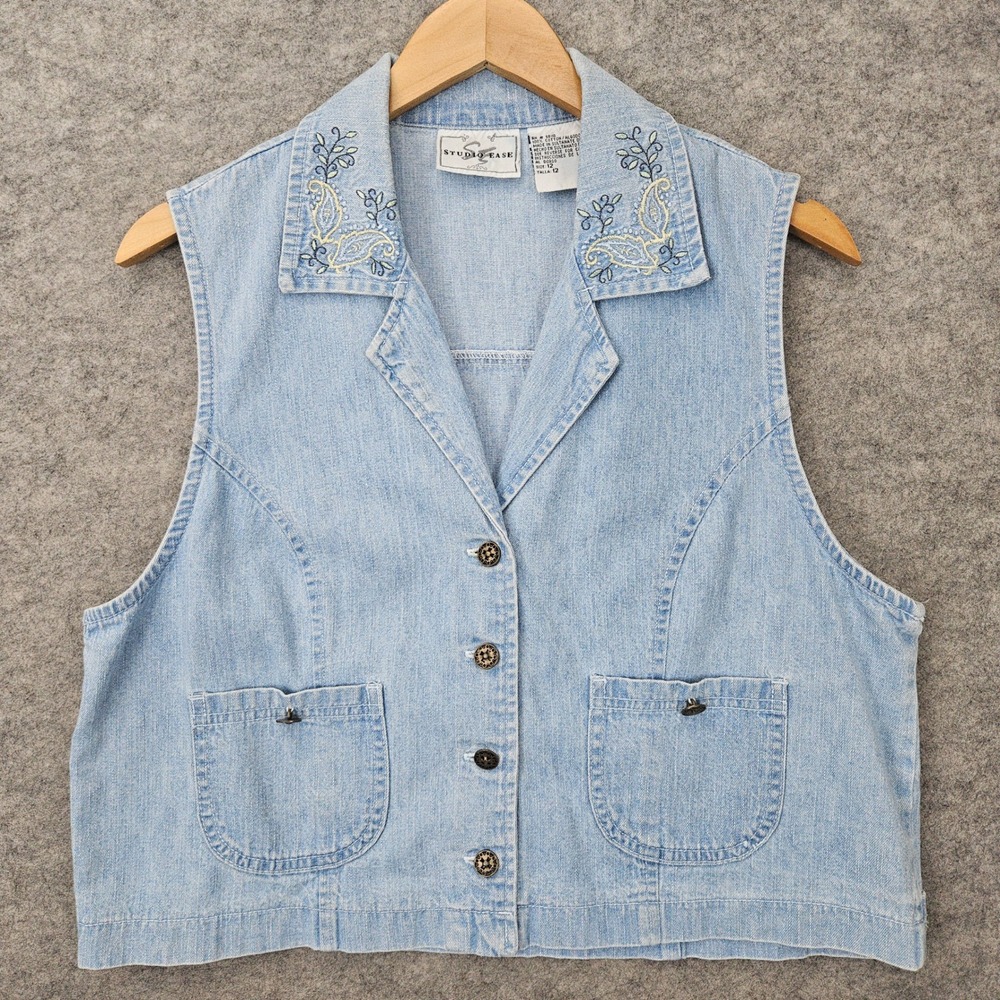 Studio Ease Denim Vest Women's 12 Light Blue Embroidered Floral Button Front